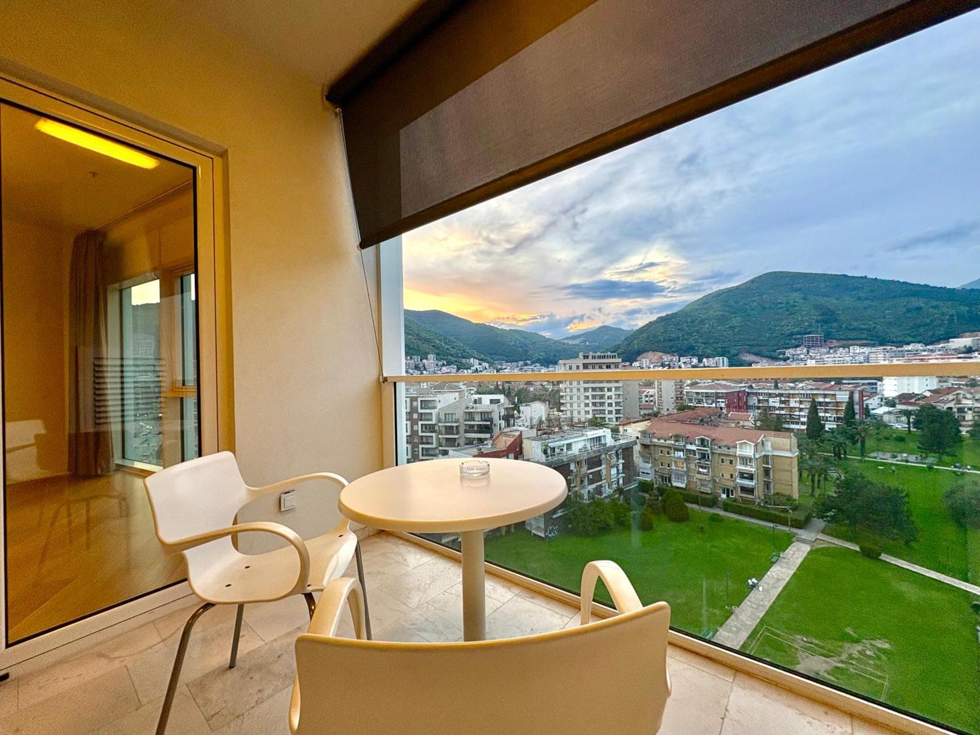 The Royal - Tre Canne *