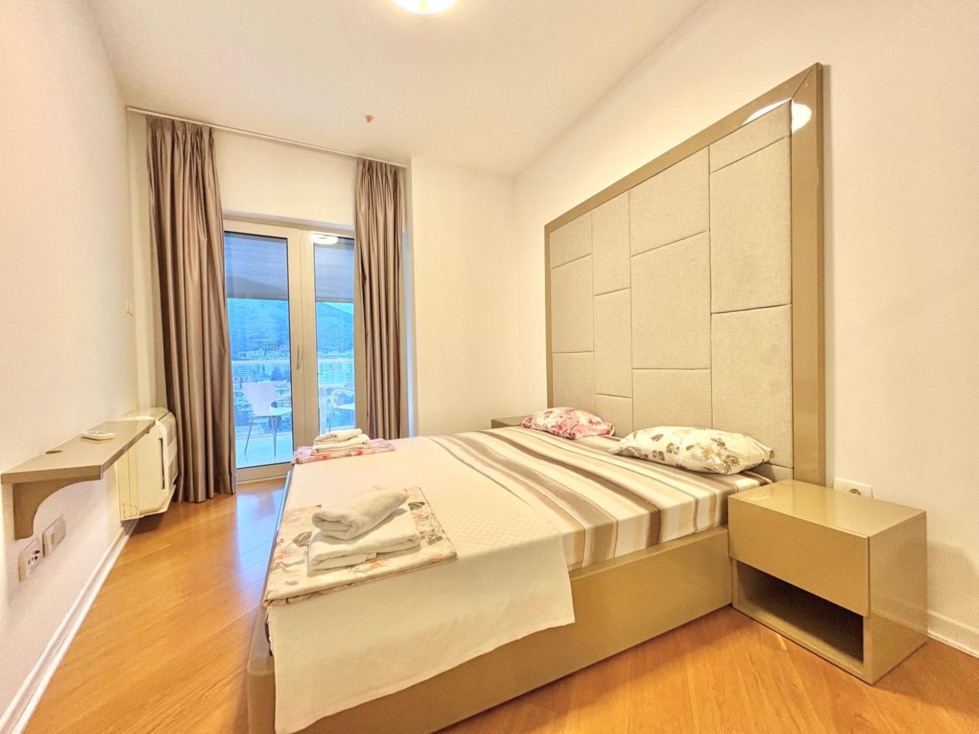 The Royal - Tre Canne